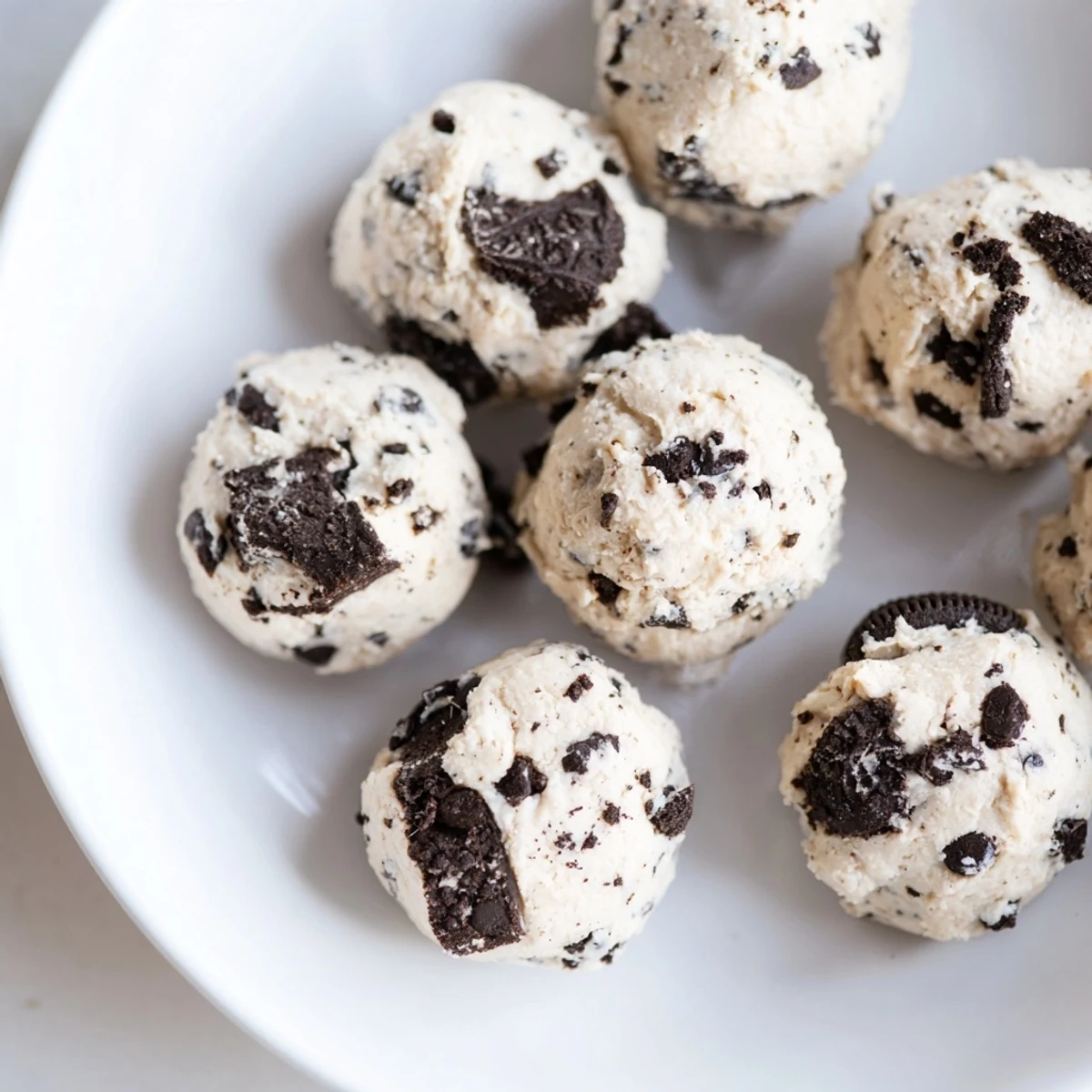Imagine a vibrant photo of Cream Cheese Oreo Protein Balls: chewy, sweet, and ready in minutes!