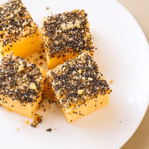 Everything Bagel Cheese Cubes